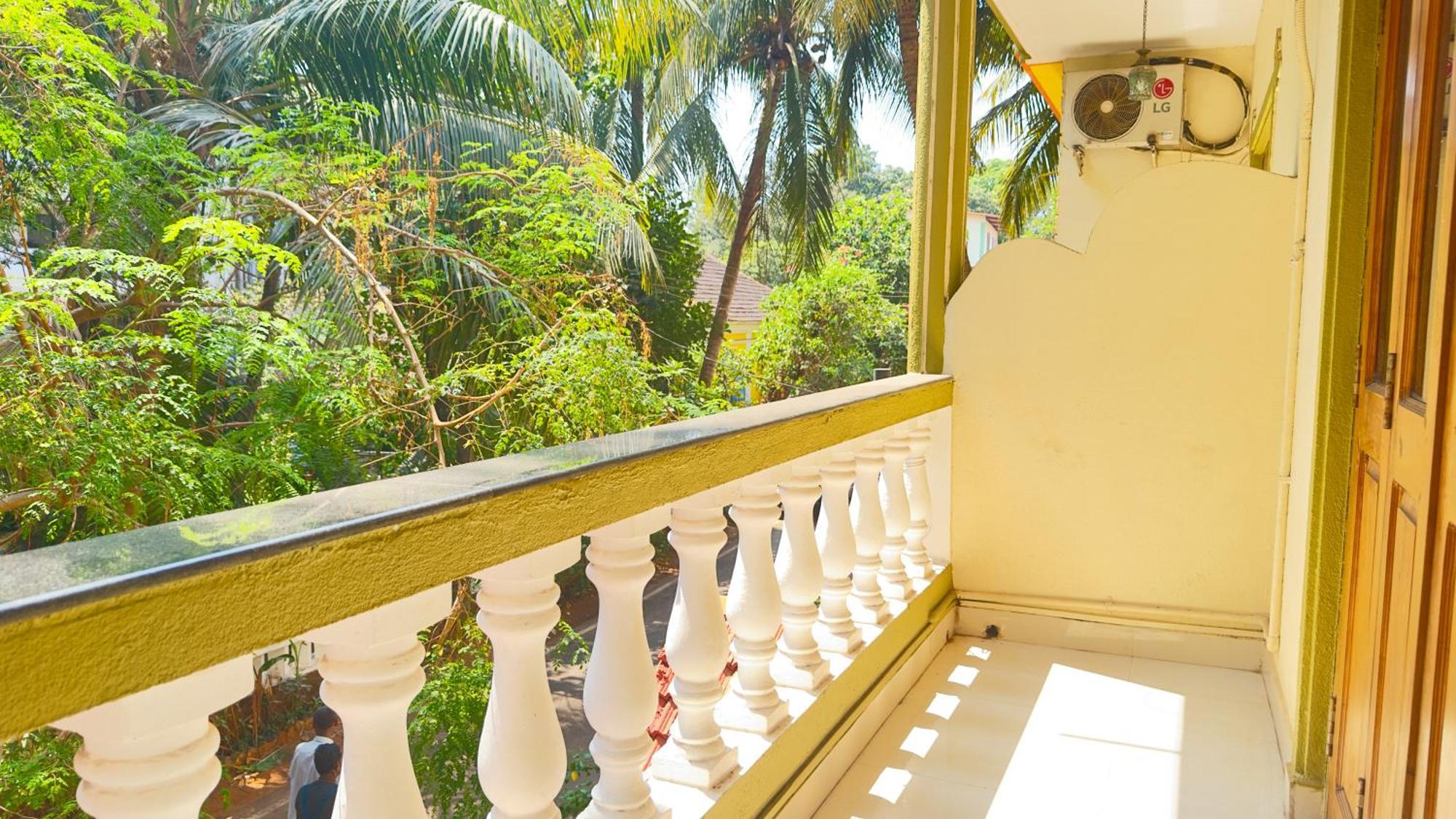 Hotel Leela Inn Candolim Marmagao Exterior foto