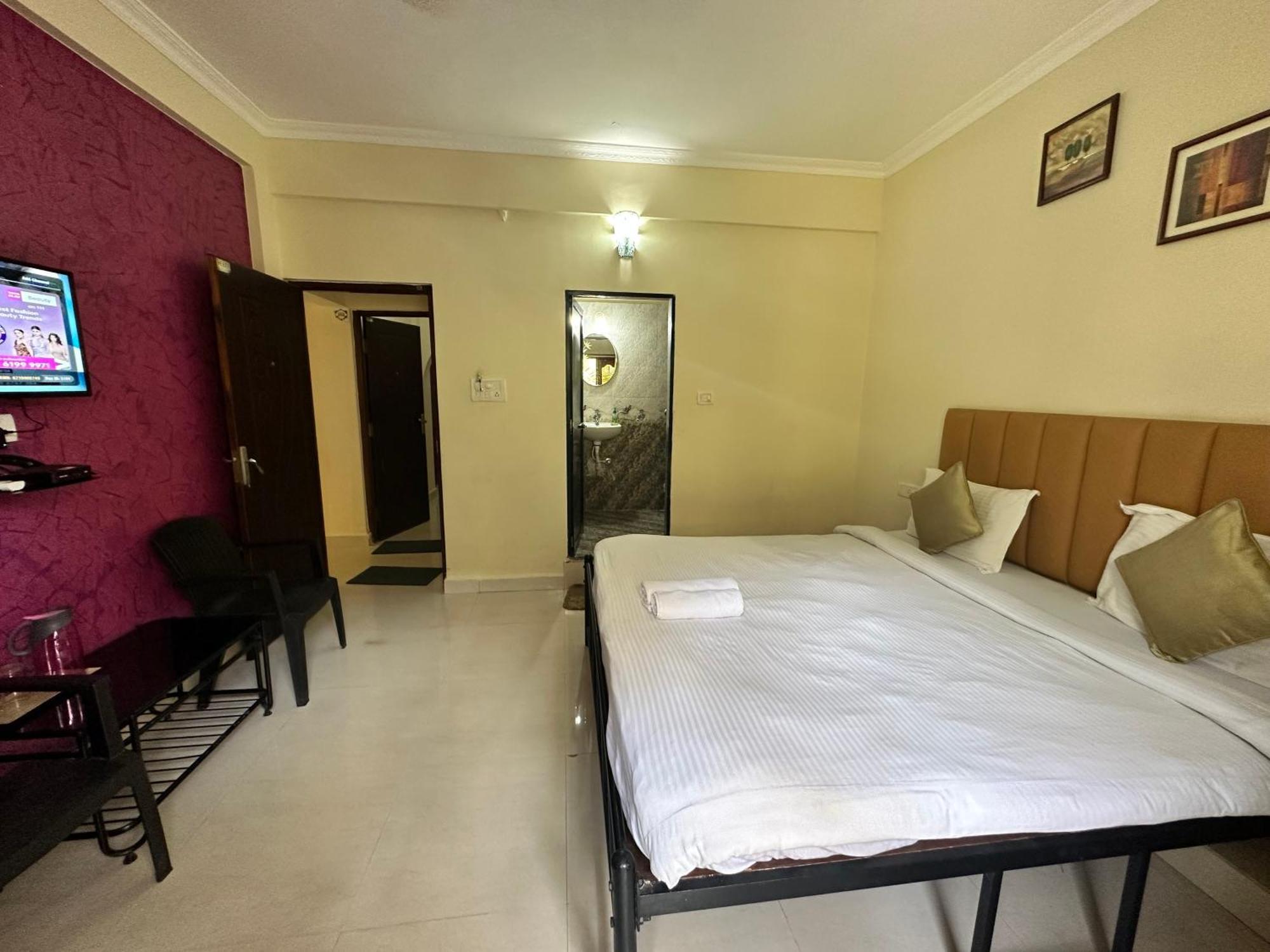 Hotel Leela Inn Candolim Marmagao Exterior foto