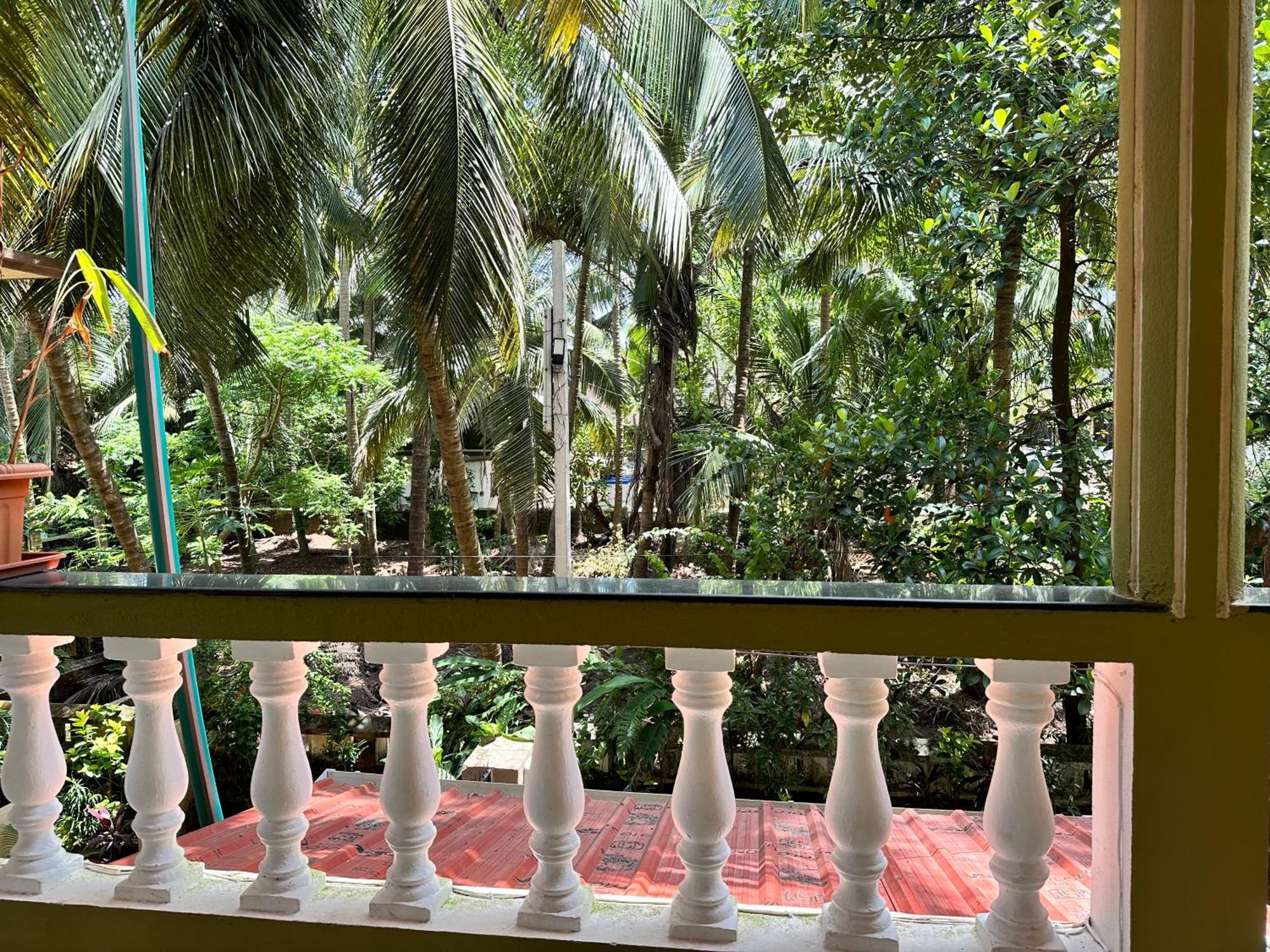 Hotel Leela Inn Candolim Marmagao Exterior foto