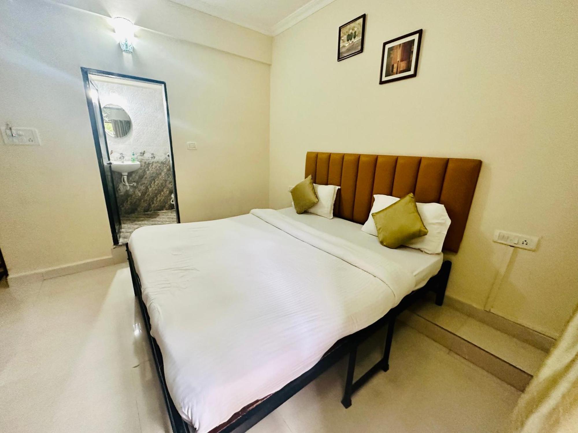 Hotel Leela Inn Candolim Marmagao Exterior foto
